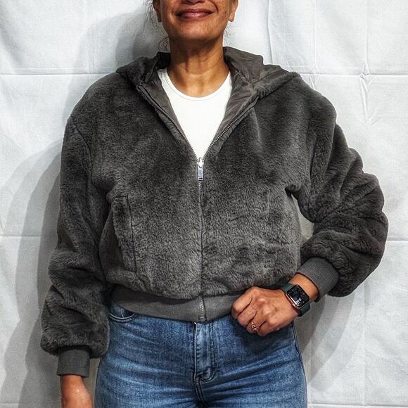 Gray Faux Fur Reversible Bomber Jacket Sz S NWOT - Picture 1 of 10